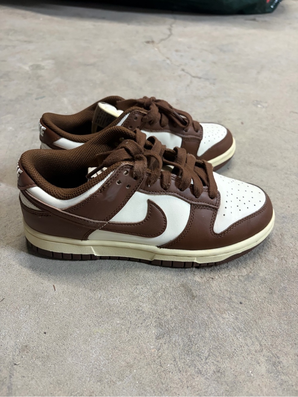 Nike Low-Top Sneakers Sail/Coconut Milk/Cacao Wow